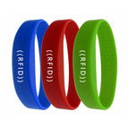 C13 IC Chip NFC Waterproof Silicone RFID Wristbands Support Customization