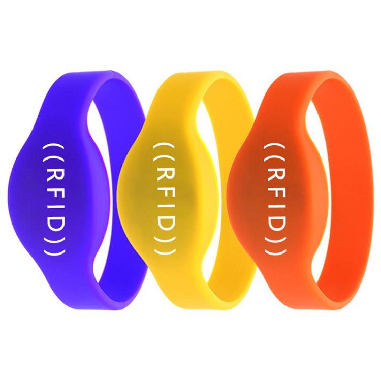 C01 IC Chip NFC Waterproof Silicone RFID Wristbands Support Customization
