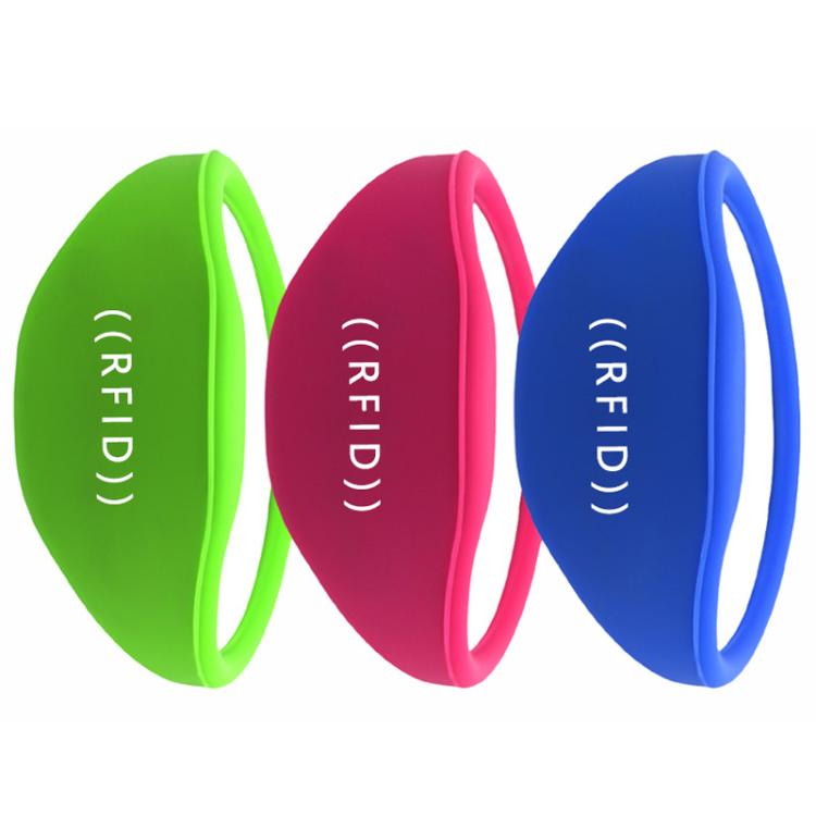 C03 IC Chip NFC Waterproof Silicone RFID Wristbands Support Customization