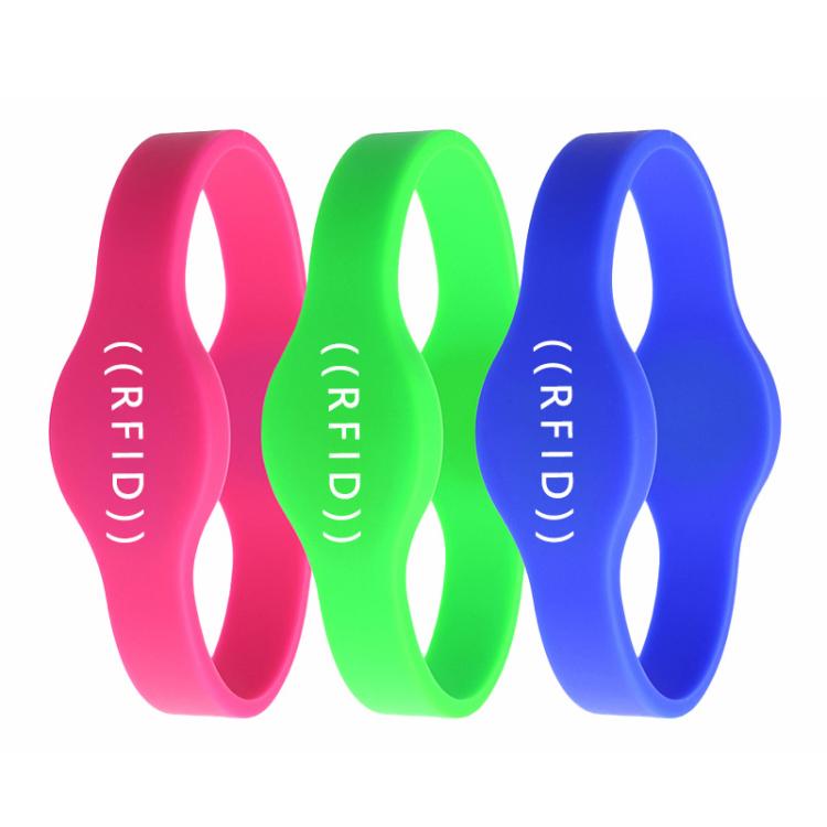 C06 IC Chip NFC Waterproof Silicone RFID Wristbands Support Customization