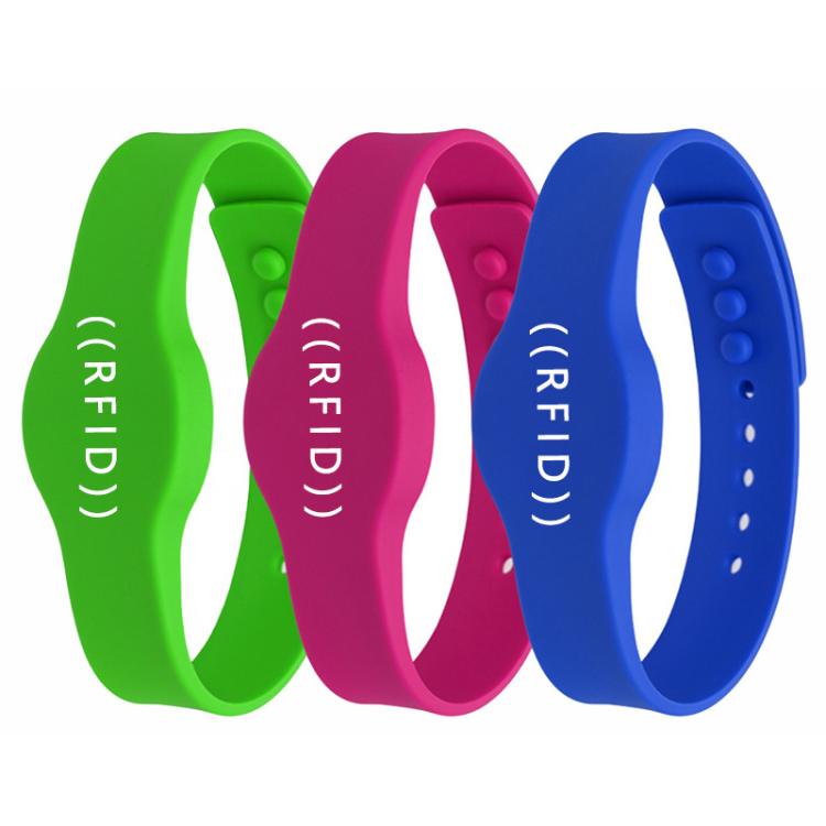 C08 IC Chip NFC Waterproof Silicone RFID Wristbands Support Customization